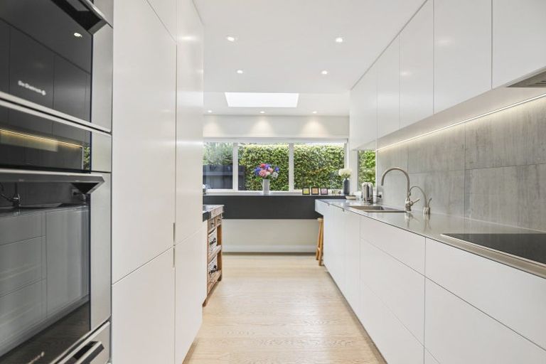 Photo of property in 8 Chevron Place, Ilam, Christchurch, 8041