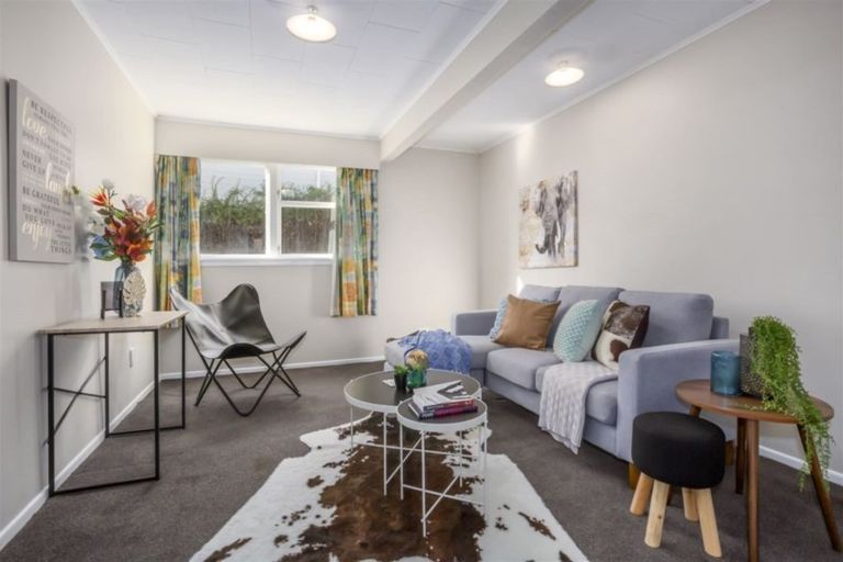 Photo of property in 40 Ernest Street, Ranui, Porirua, 5024