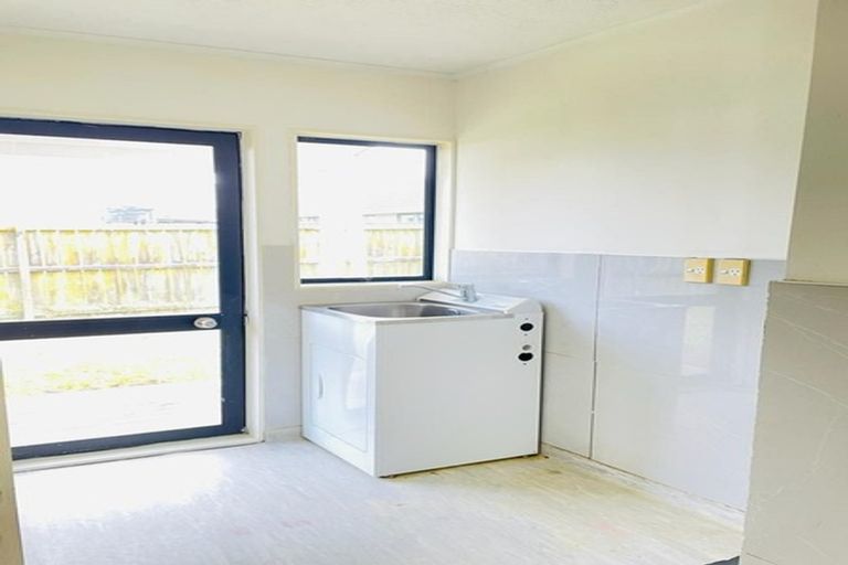 Photo of property in 17 Solveig Place, Randwick Park, Auckland, 2105