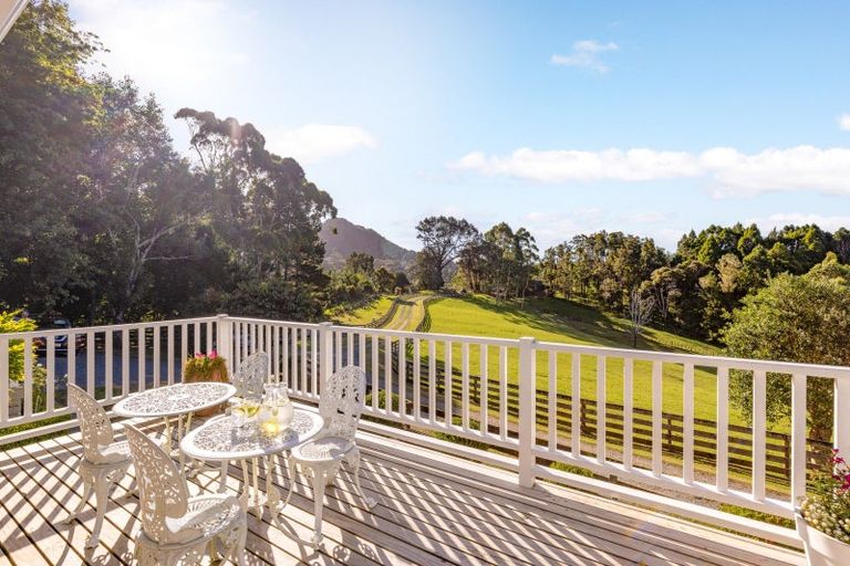 Photo of property in 1041 Woodcocks Road, Kaipara Flats, Warkworth, 0981