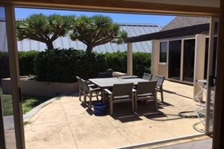 Photo of property in 134 Oceanbeach Road, Mount Maunganui, 3116