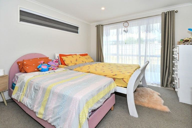 Photo of property in 12 Helenvale Crescent, Pokeno, 2402