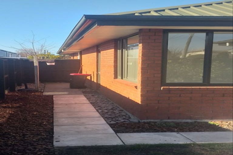 Photo of property in 1/590 Barbadoes Street, Edgeware, Christchurch, 8013