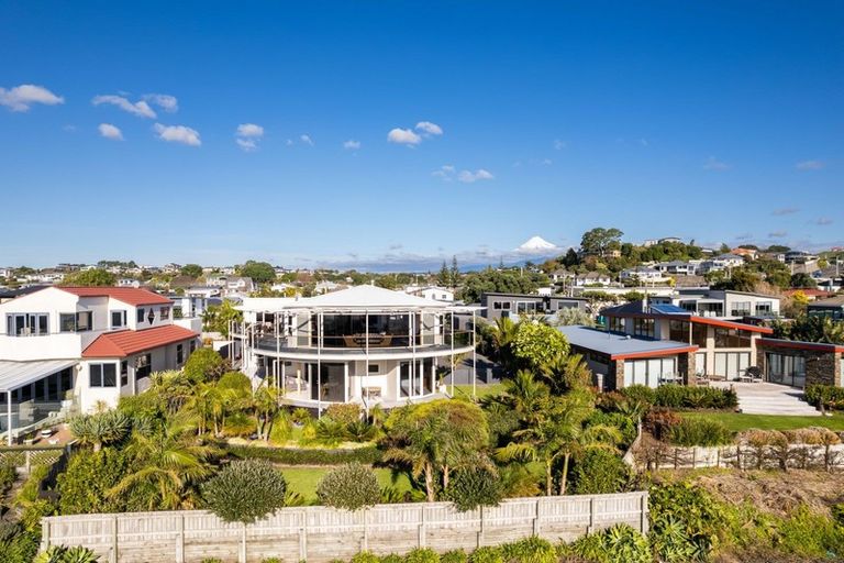 Photo of property in 50 Whiteley Street, Moturoa, New Plymouth, 4310