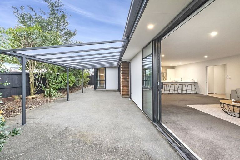 Photo of property in 2 Ader Close, Halswell, Christchurch, 8025