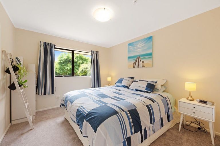 Photo of property in 383a Te Moana Road, Waikanae, 5036