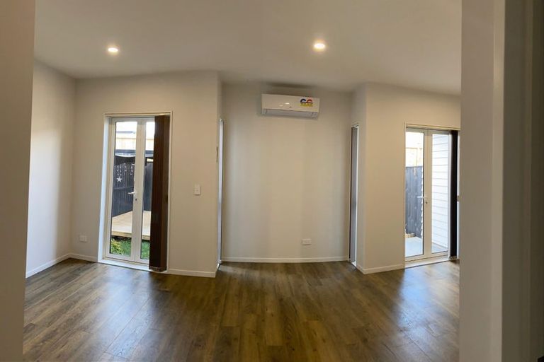 Photo of property in 9 Riroriro Close, Papakura, 2110