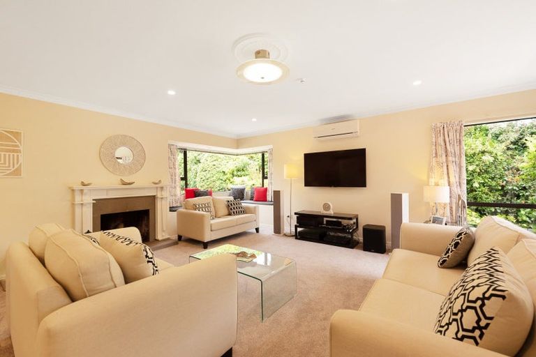 Photo of property in 383a Te Moana Road, Waikanae, 5036