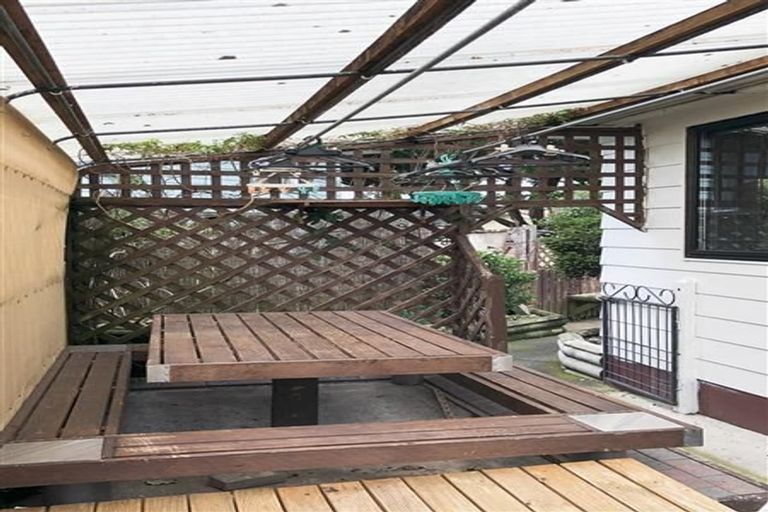 Photo of property in 84 Keegan Drive, Massey, Auckland, 0614