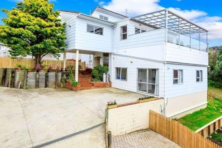 Photo of property in 152 Weatherly Road, Torbay, Auckland, 0630