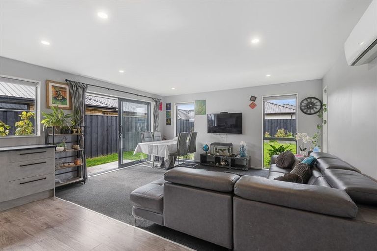 Photo of property in 3 Broadway Parade, Rolleston, 7615