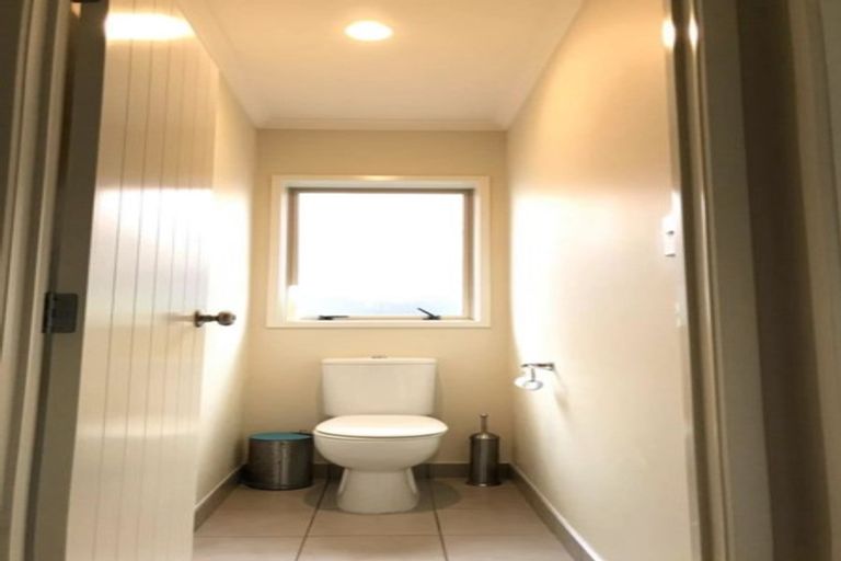 Photo of property in 3 Stornaway Drive, Flat Bush, Auckland, 2016