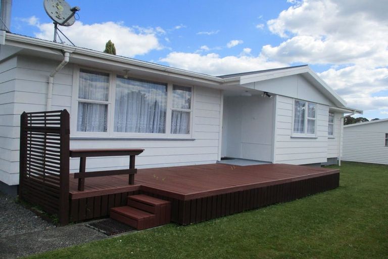 Photo of property in 22 Thompson Street, Tokoroa, 3420