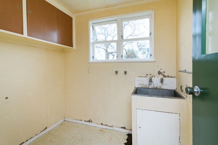 Photo of property in 2 Ajax Place, Highbury, Palmerston North, 4412