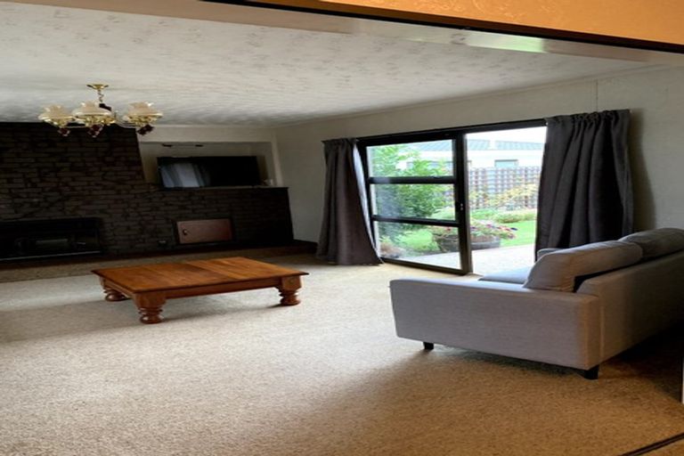 Photo of property in 34 Perry Crescent, Greenmeadows, Napier, 4112