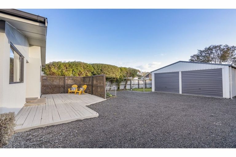 Photo of property in 6 Jennings Place, Rangiora, 7400