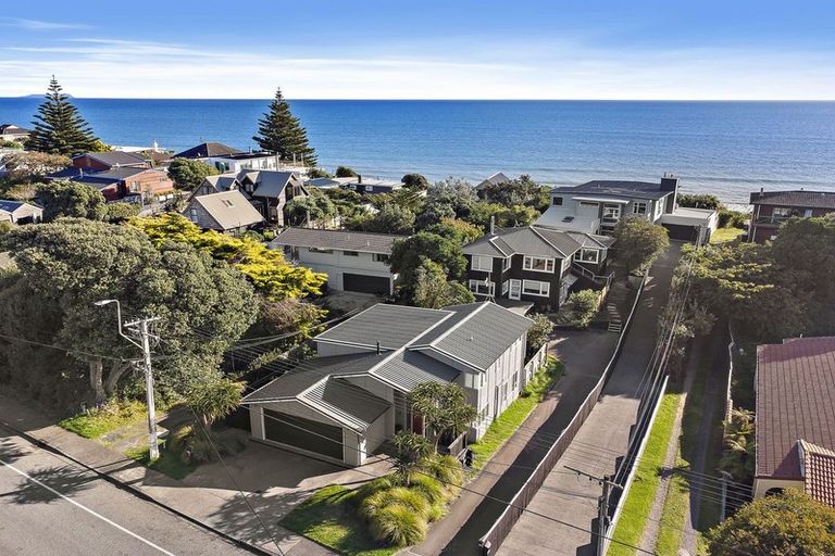 Photo of property in 145a Rosetta Road, Raumati South, Paraparaumu, 5032