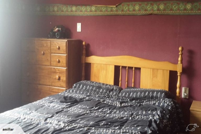 Photo of property in 174 Marine Parade, Bluff, 9814