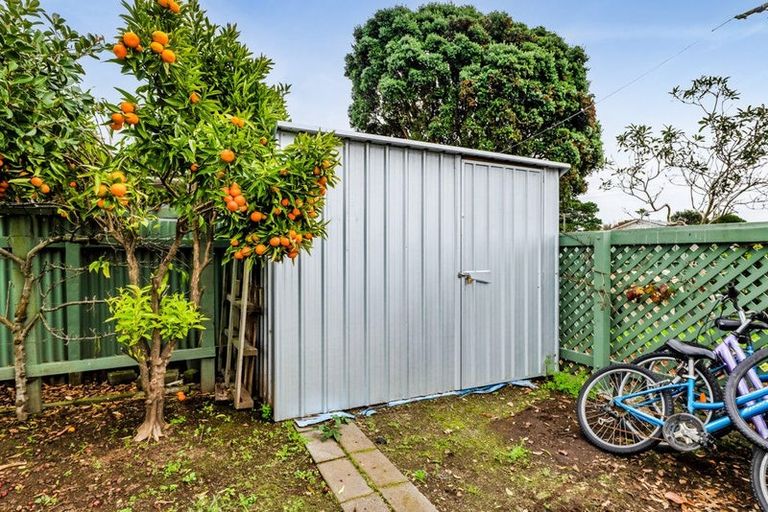 Photo of property in 73 Browne Street, Waitara, 4320