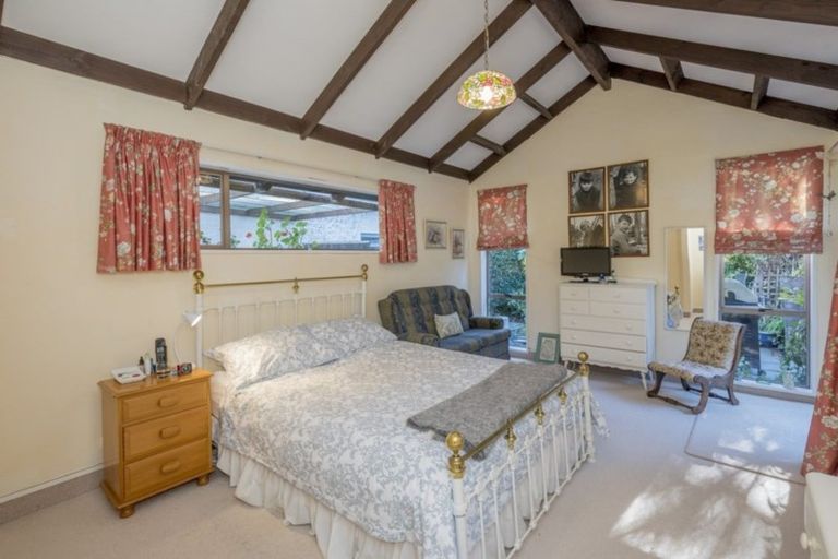 Photo of property in 373a Te Moana Road, Waikanae, 5036