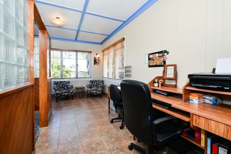 Photo of property in 2 Saint Olpherts Avenue, Hamilton East, Hamilton, 3216