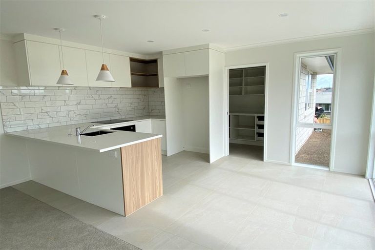 Photo of property in 57 Mclarin Road, Glenbrook, 2681