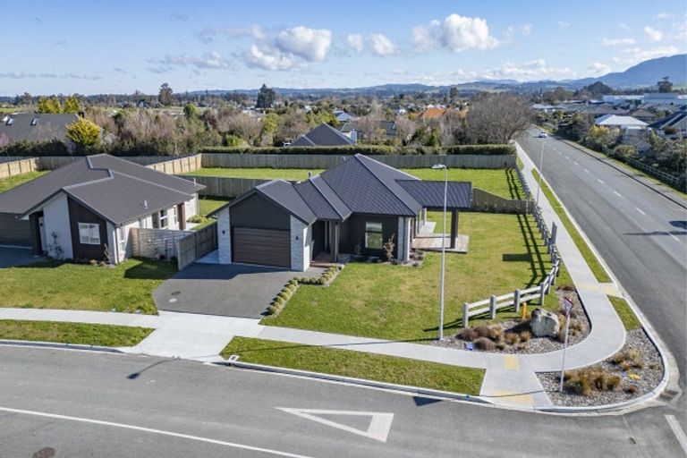 Photo of property in 2 Benn Street, Amberley, 7481