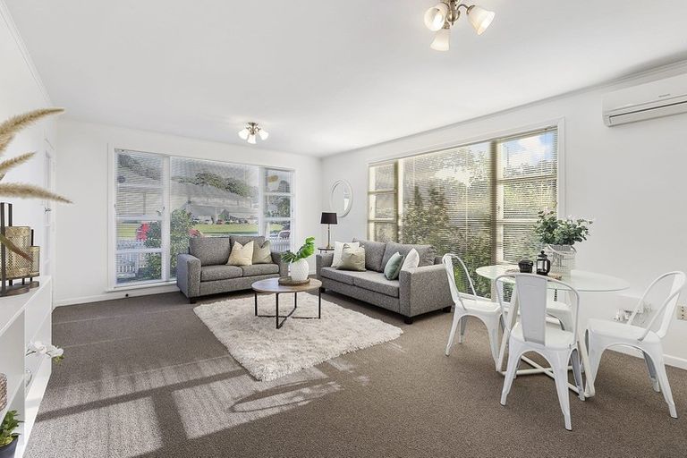 Photo of property in 605 Evans Bay Parade, Kilbirnie, Wellington, 6022