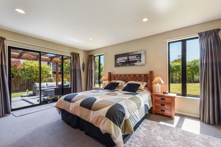 Photo of property in 8 Nautique Place, Waikawa, Picton, 7220