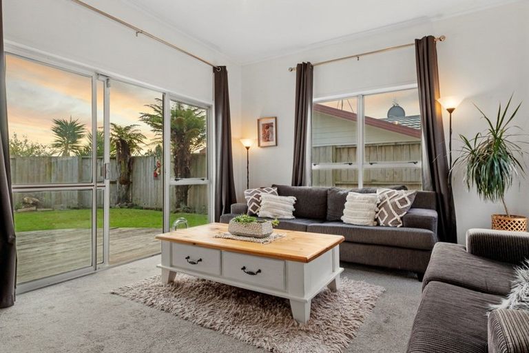 Photo of property in 28 Dingadee Street, Welcome Bay, Tauranga, 3112