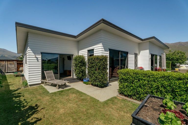 Photo of property in 11 Coromandel Street, Wanaka, 9305