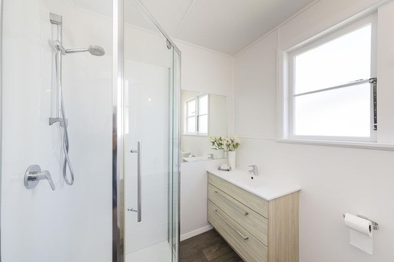 Photo of property in 28 South Street, West End, Palmerston North, 4410