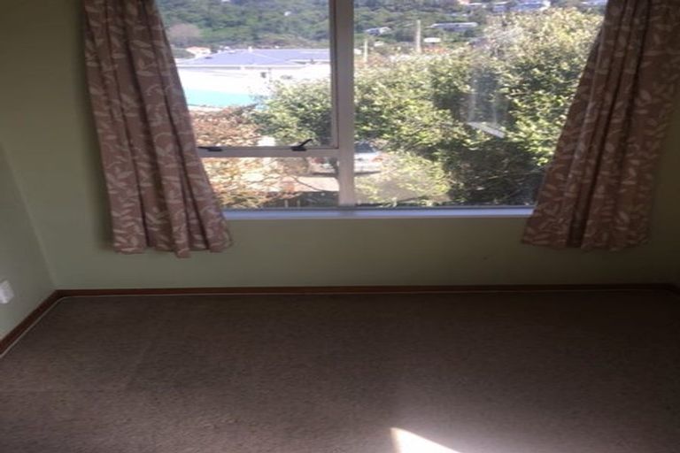 Photo of property in 8/218 Onepu Road, Lyall Bay, Wellington, 6022