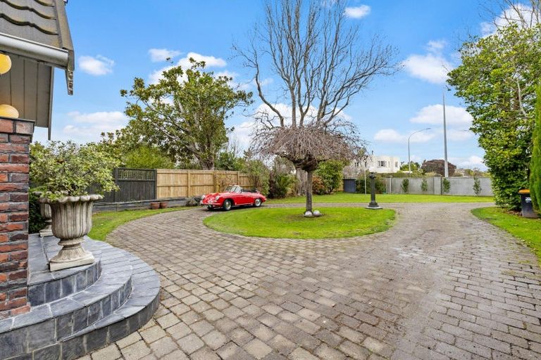 Photo of property in 209 Victoria Avenue, Hokowhitu, Palmerston North, 4410