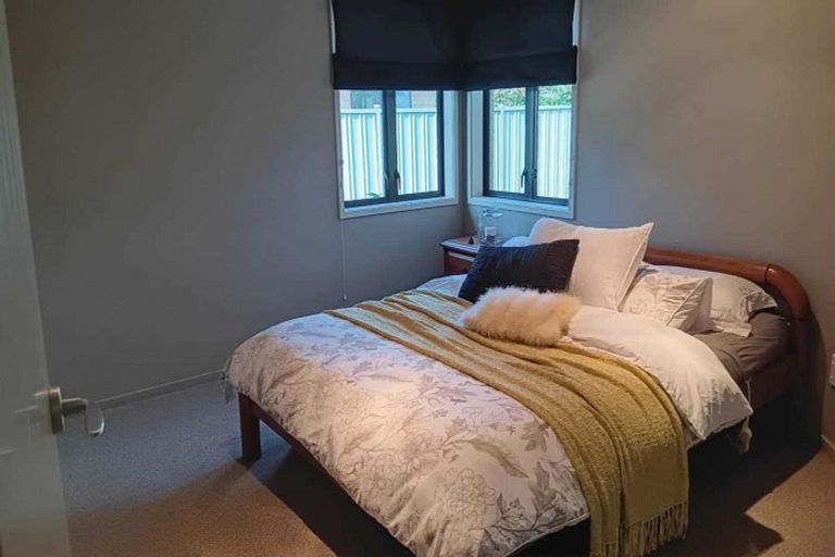 Photo of property in 24 Delta Mews Place, Clive, 4102