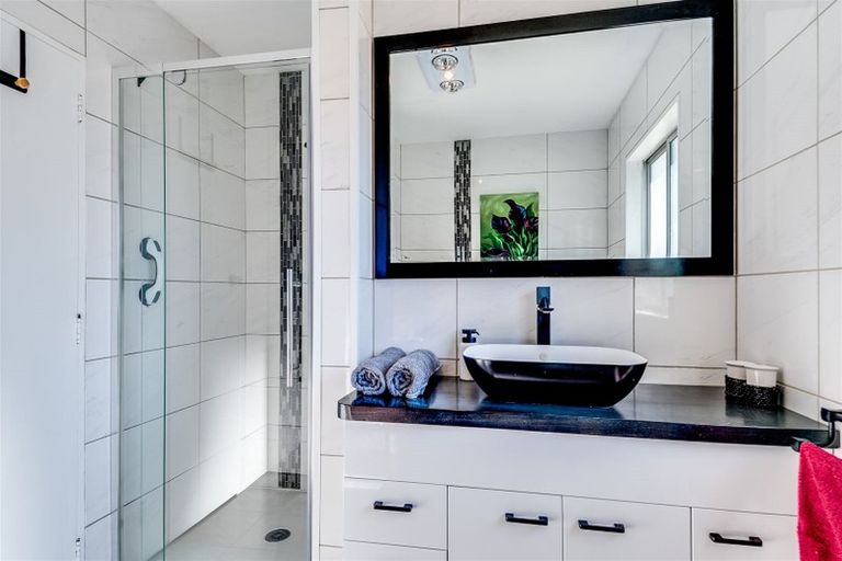 Photo of property in 21 Clark Avenue, Pirimai, Napier, 4112