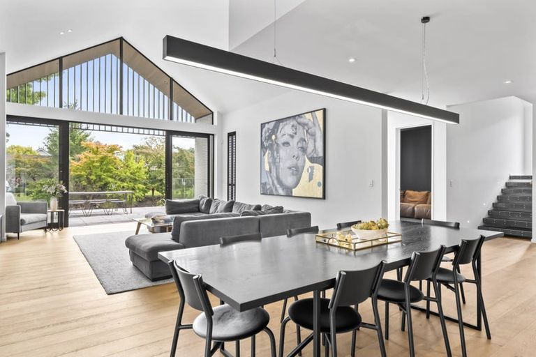 Photo of property in 27 Idris Road, Fendalton, Christchurch, 8052