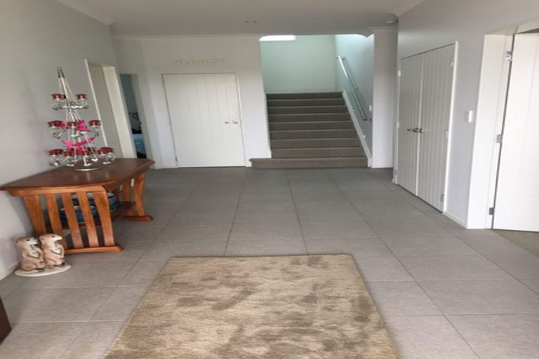 Photo of property in 106b Karewa Parade, Papamoa Beach, Papamoa, 3118