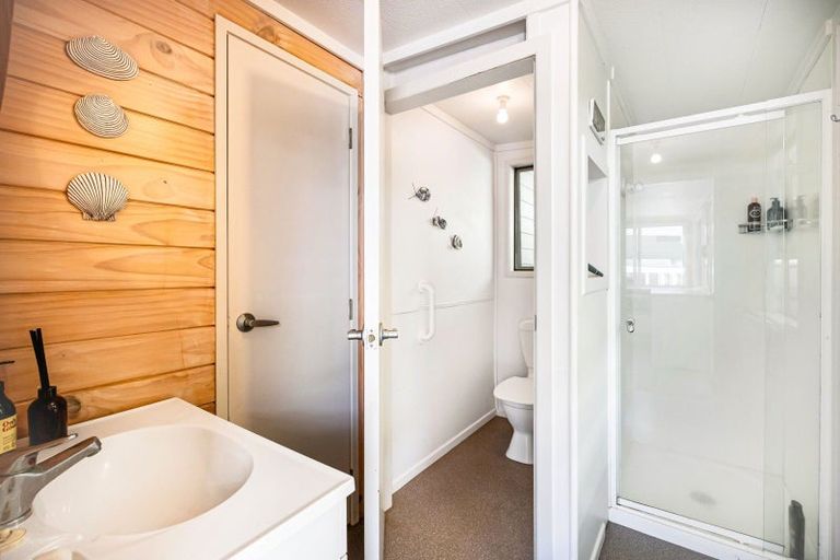 Photo of property in 205 Oakura Road, Oakura, Hikurangi, 0184