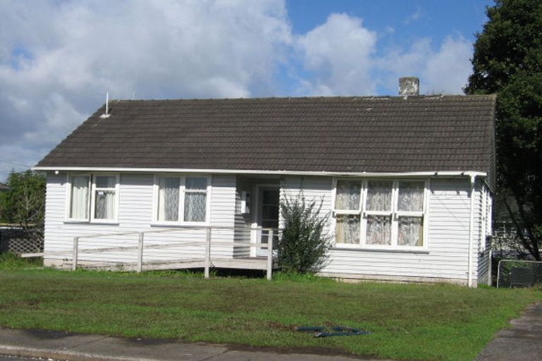 Photo of property in 15 Nola Crescent, Otara, Auckland, 2023