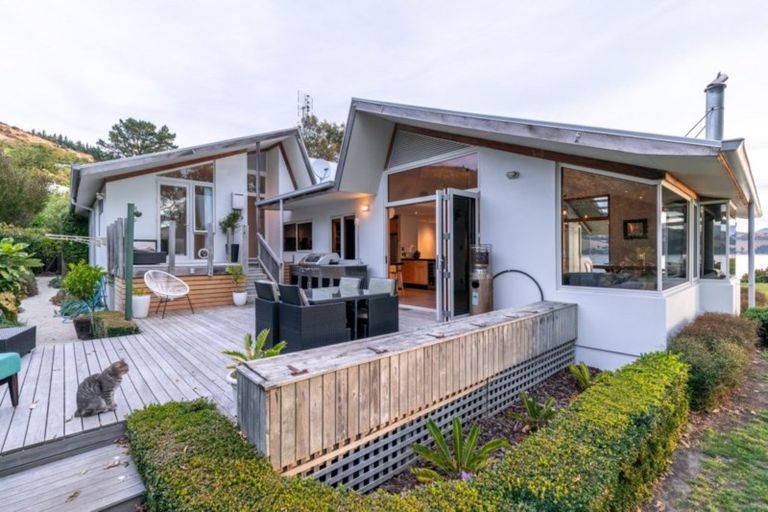 Photo of property in 425 Marine Drive, Charteris Bay, Lyttelton, 8971