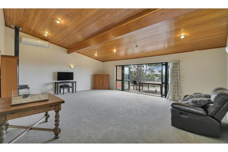 Photo of property in 125 Alf Access Road, Helensville, 0875