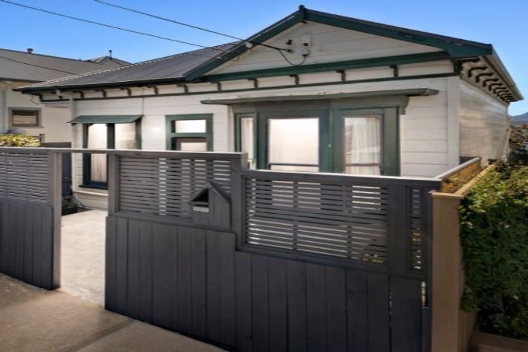 Photo of property in 81 Overtoun Terrace, Hataitai, Wellington, 6021