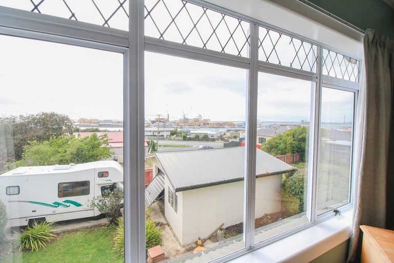 Photo of property in 18 Shannon Street, Bluff, 9814