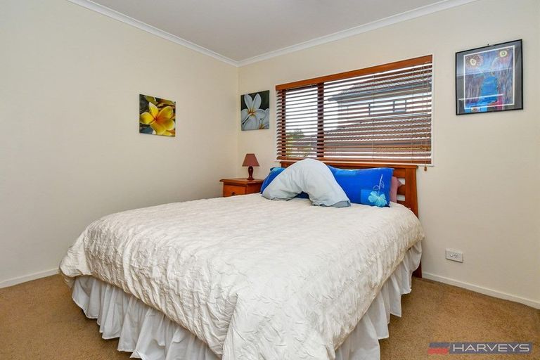 Photo of property in 115 Charles Prevost Drive, The Gardens, Auckland, 2105