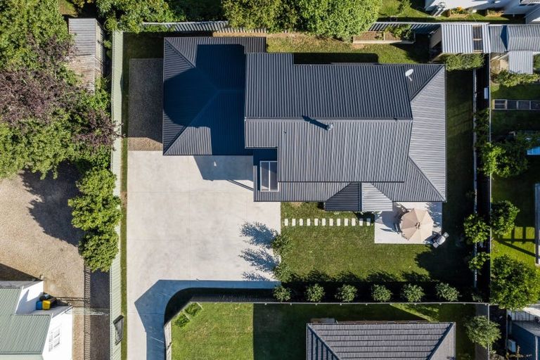 Photo of property in 55a Williams Street, Cambridge, 3434