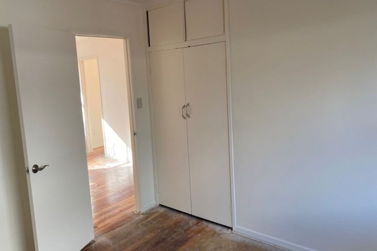 Photo of property in 2/63 Parker Avenue, New Lynn, Auckland, 0600