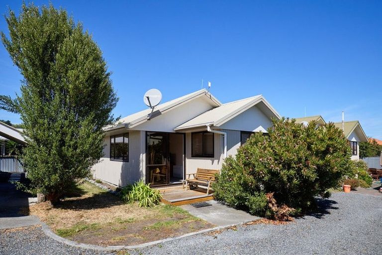 Photo of property in 37b Kotare Place, South Bay, Kaikoura, 7300