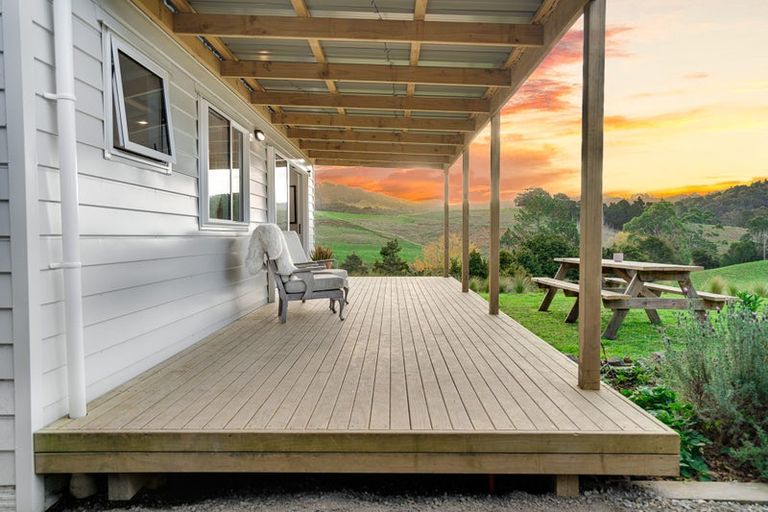 Photo of property in 73 Bayer Road, Puhoi, 0994