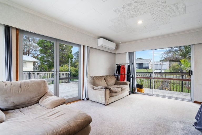 Photo of property in 4 Montague Place, Onerahi, Whangarei, 0110